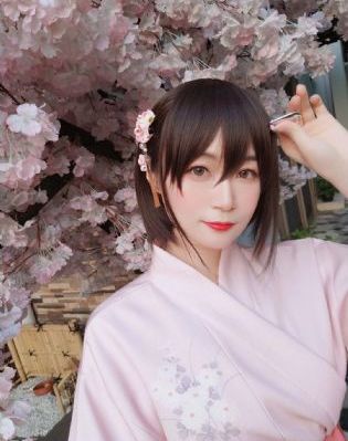 欧美free极品丰满肥臀_BD韩语高清视频观看