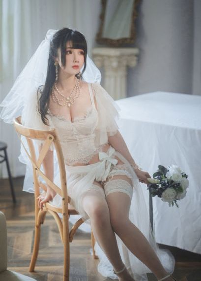 新婚女裸体按摩伦理_BD国语免费在线观看