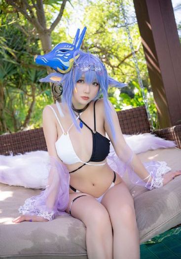 午夜精品在线播放_720动漫免费观看