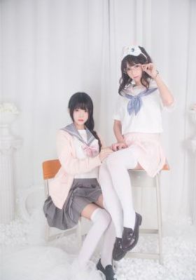 《年轻的阿姨》_高清完整版